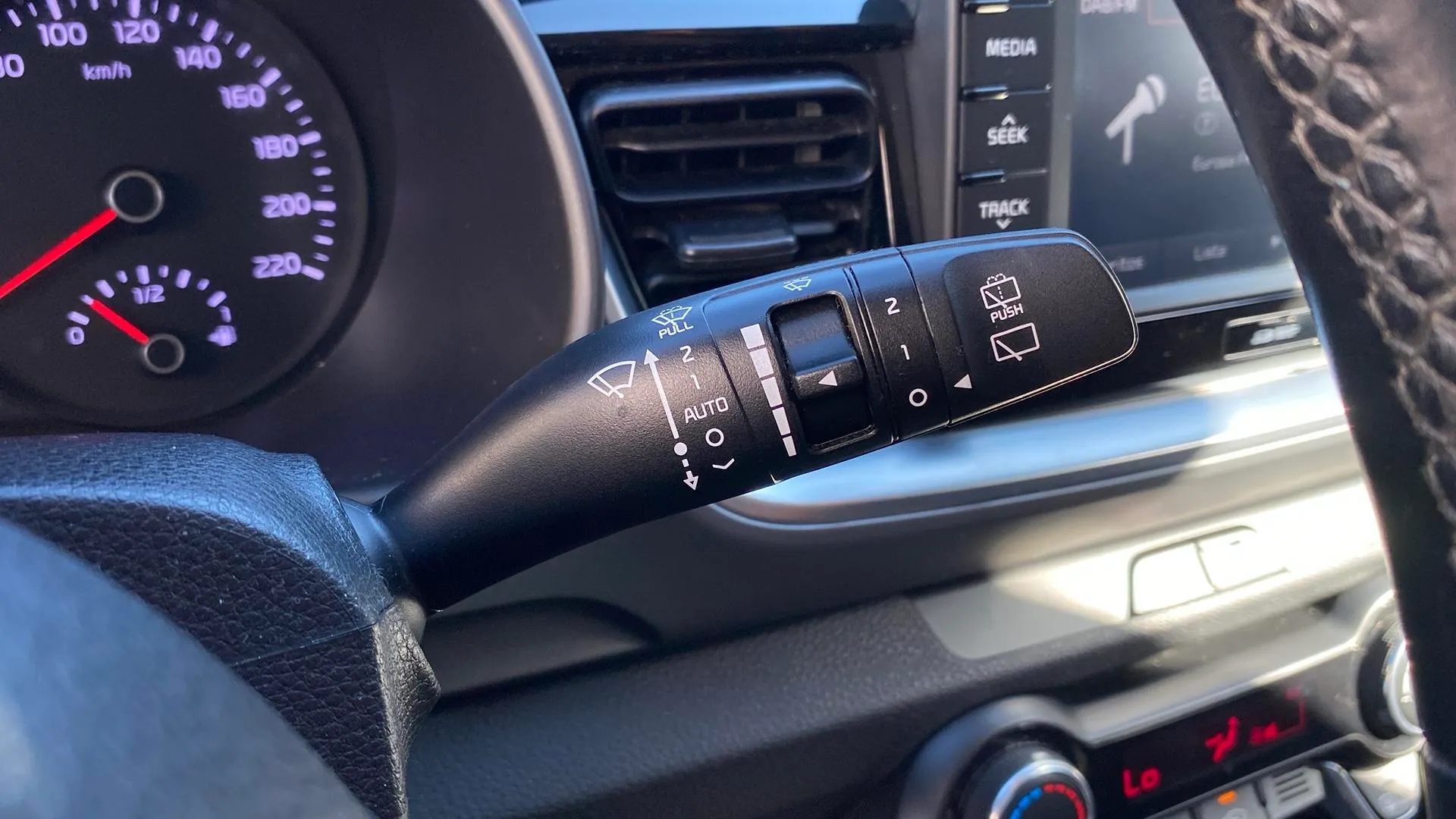Kia Stonic 1.6 CRDi VGT Drive Eco-Dyn - foto 19
