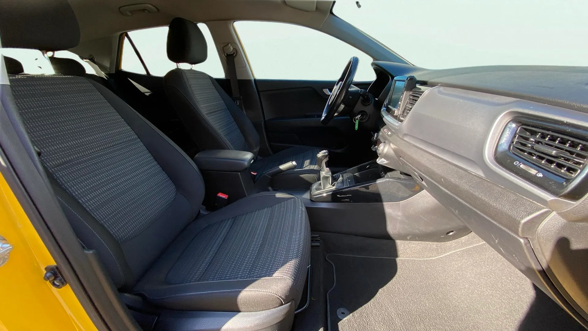 Kia Stonic 1.6 CRDi VGT Drive Eco-Dyn - foto 23