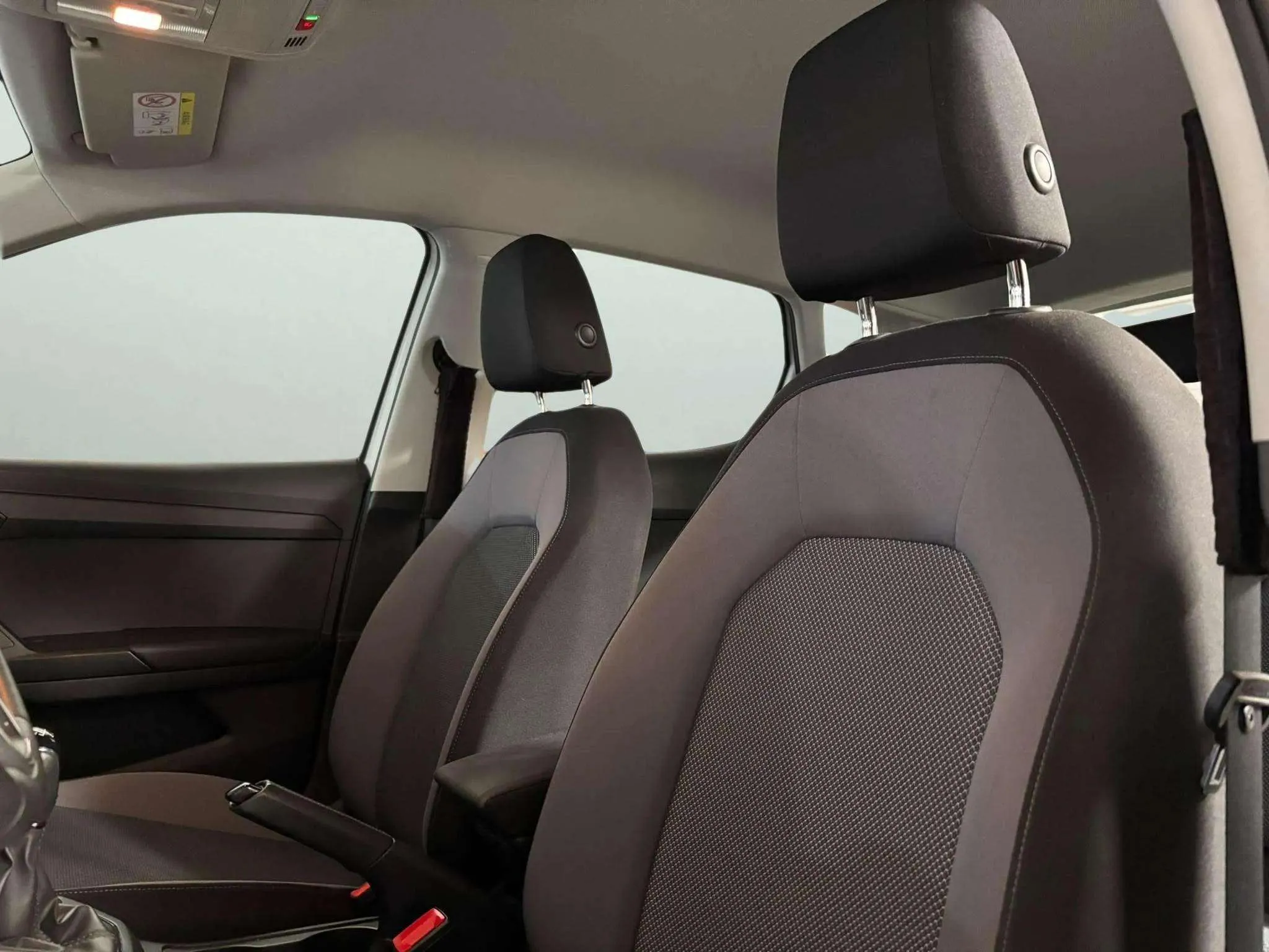 SEAT Arona 1.6 TDI Style Ecomotive - foto 9