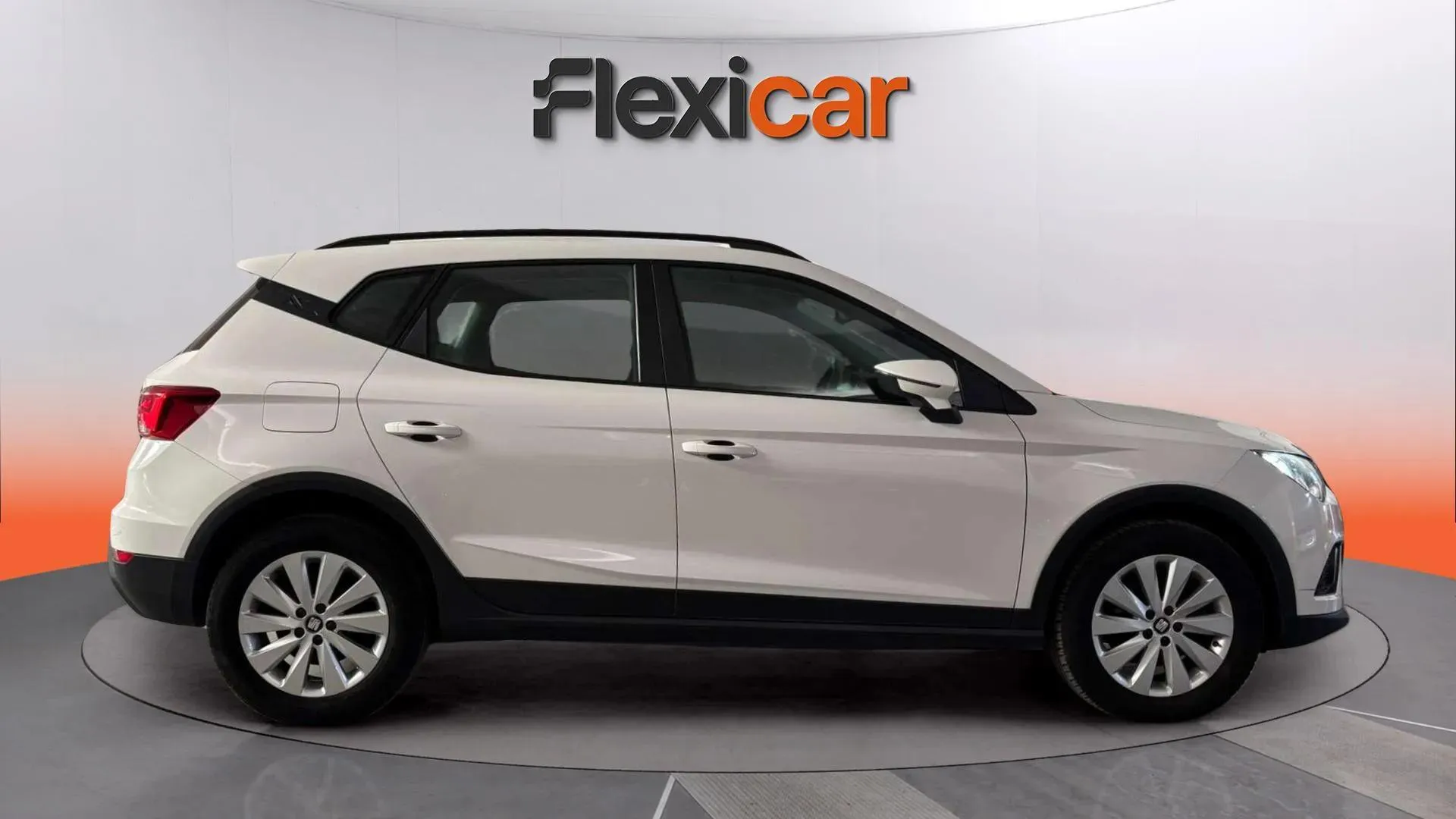SEAT Arona 1.6 TDI Style Ecomotive - foto 5