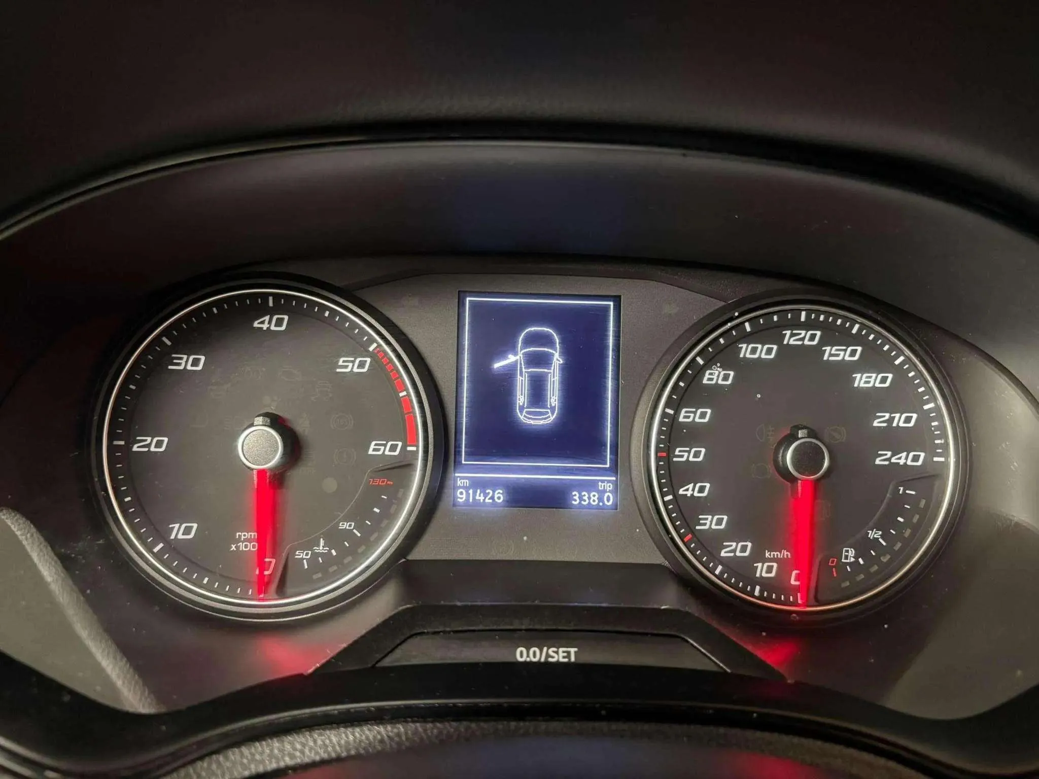 SEAT Arona 1.6 TDI Style Ecomotive - foto 17