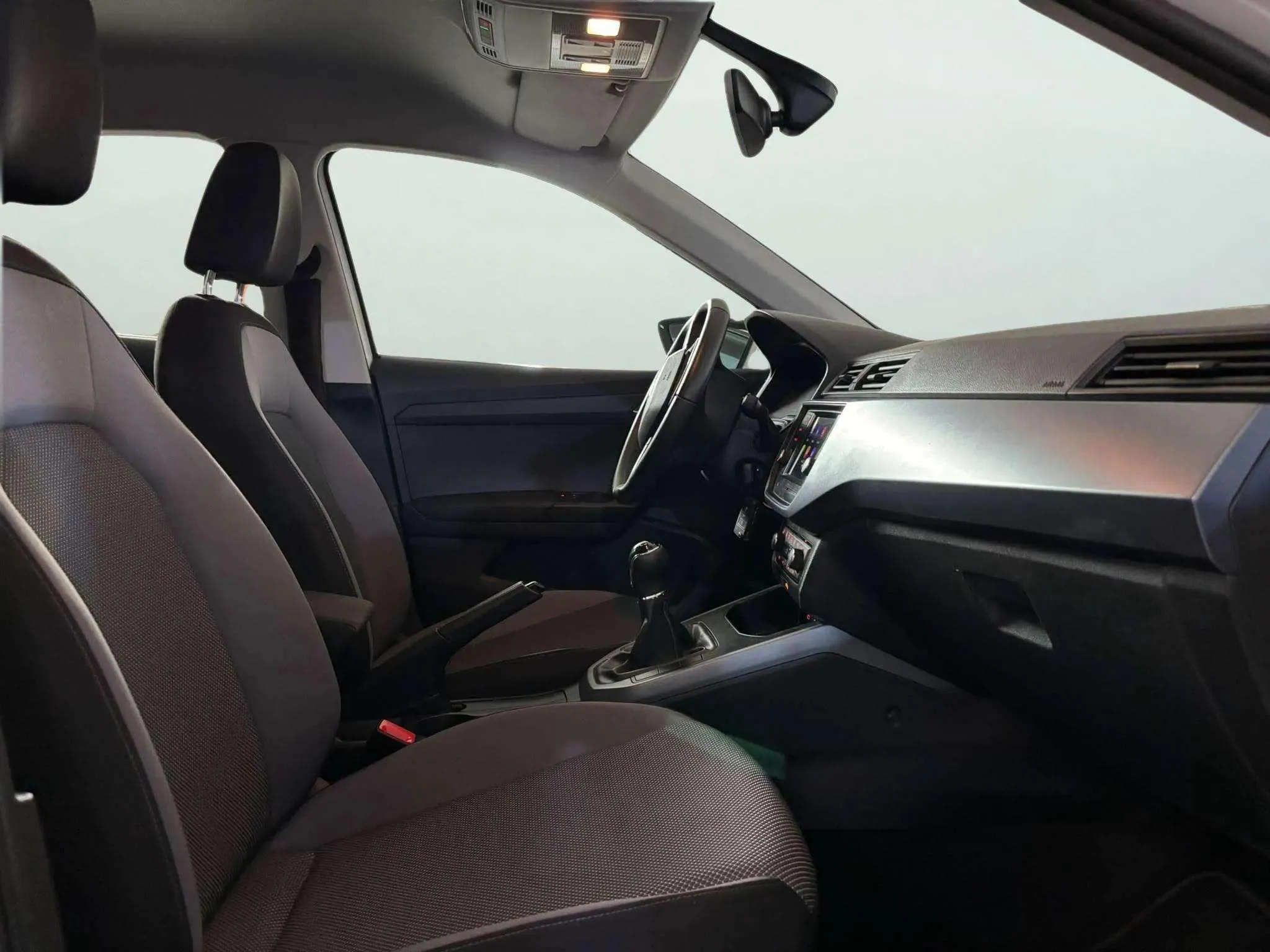 SEAT Arona 1.6 TDI Style Ecomotive - foto 11