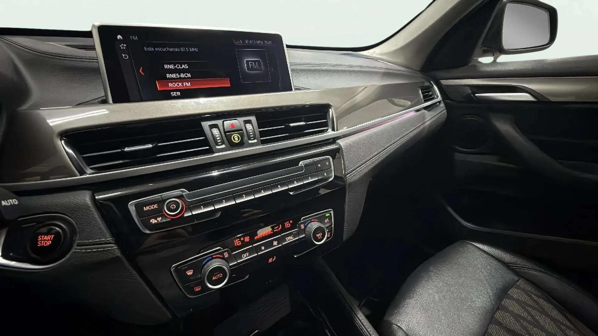 BMW X1 xDrive25e - foto 19