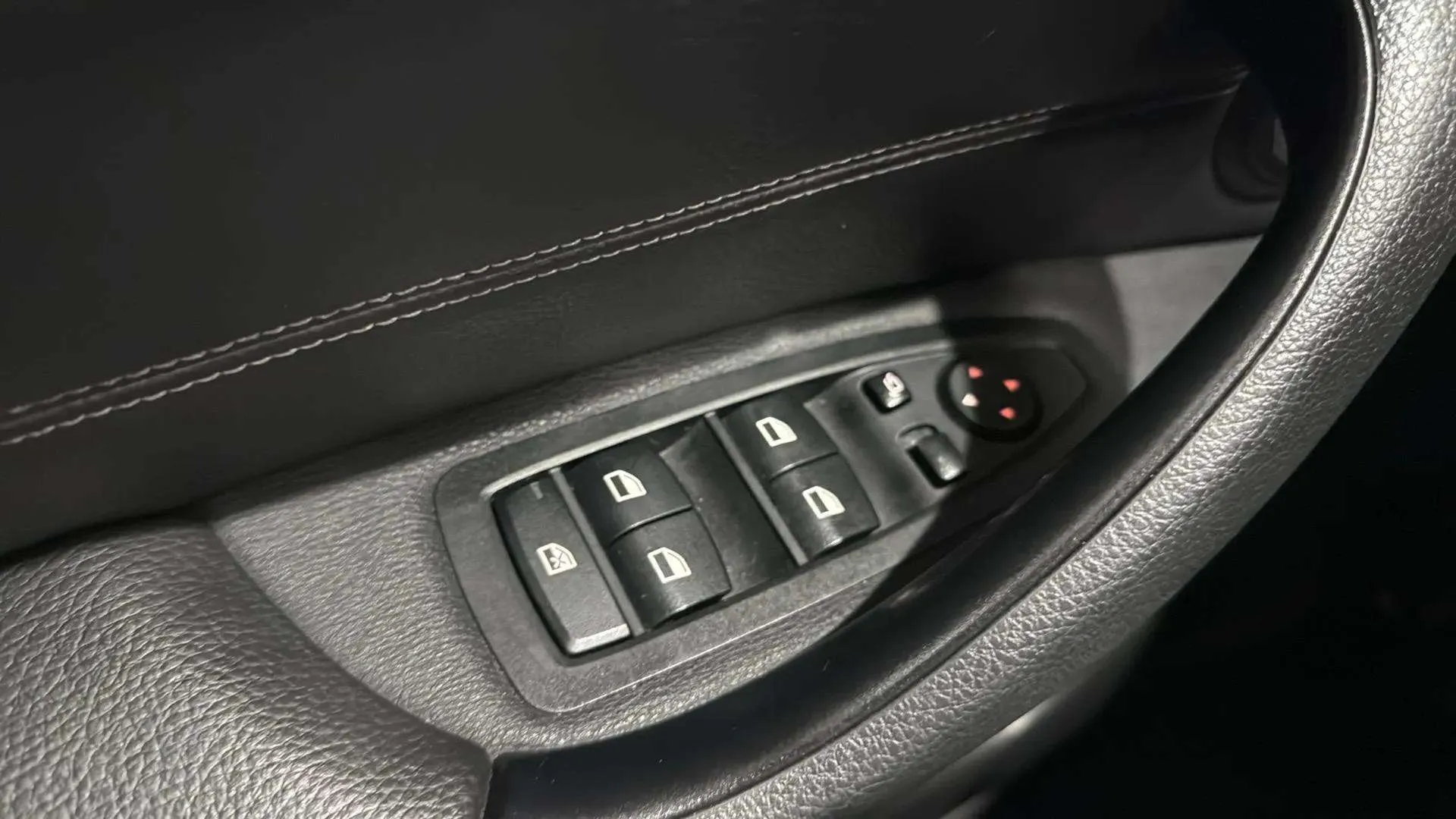 BMW X1 xDrive25e - foto 21