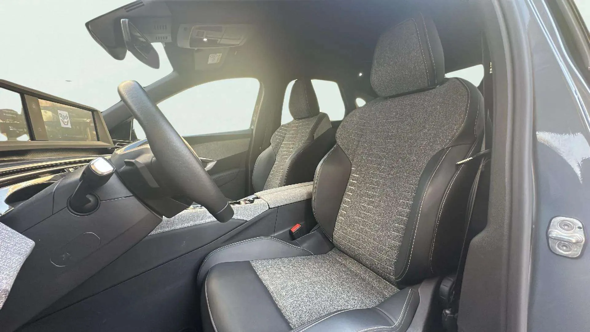 Peugeot 3008 1.2 Allure Exclusive eDCS6 - foto 15