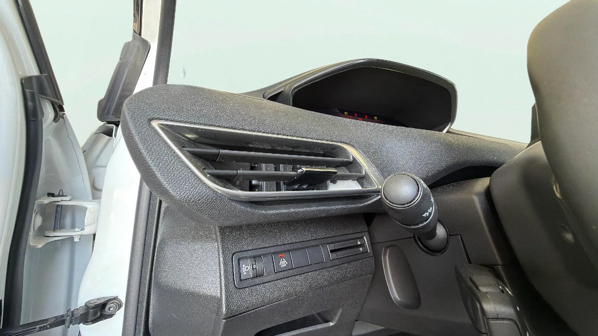 Peugeot 3008 1.2 PureTech Allure - foto 30
