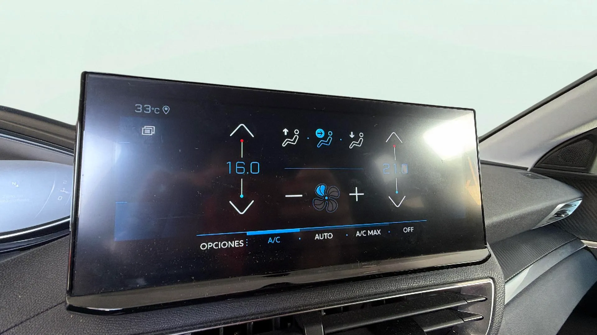 Peugeot 3008 1.2 PureTech Allure - foto 19