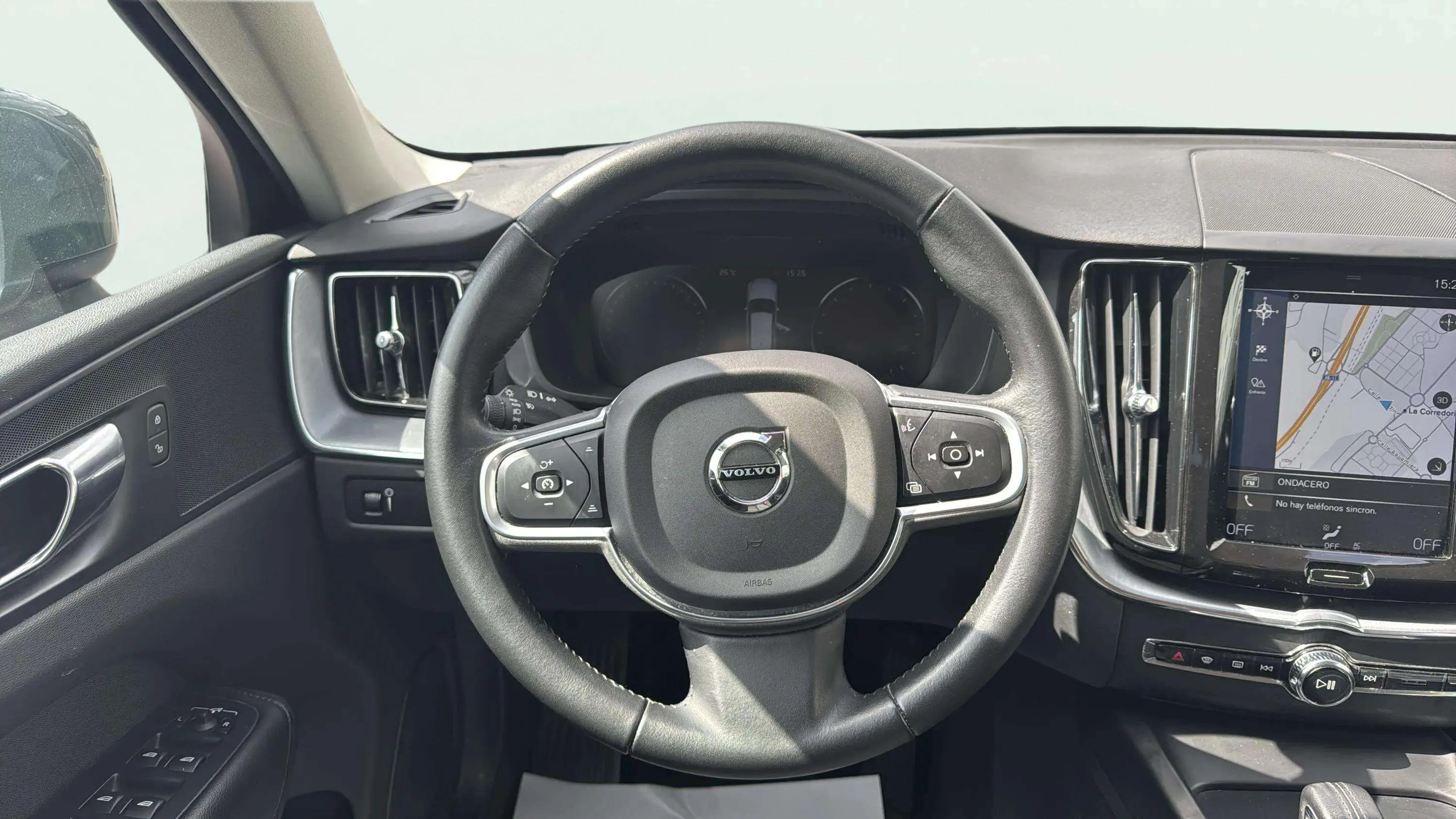 Volvo XC60 2.0 B4 D4 AWD Momentum - foto 11