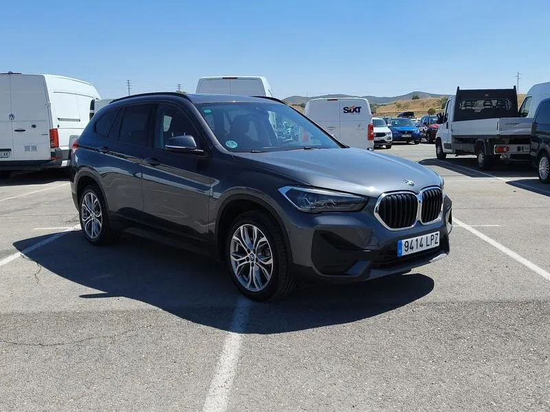 BMW X1 sDrive18i - foto 8