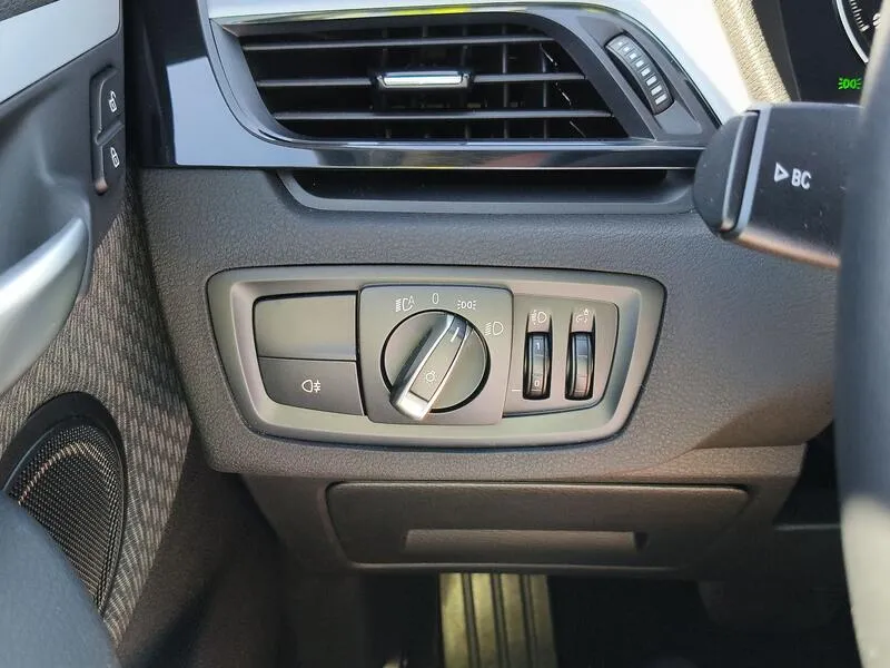 BMW X1 sDrive18i - foto 28