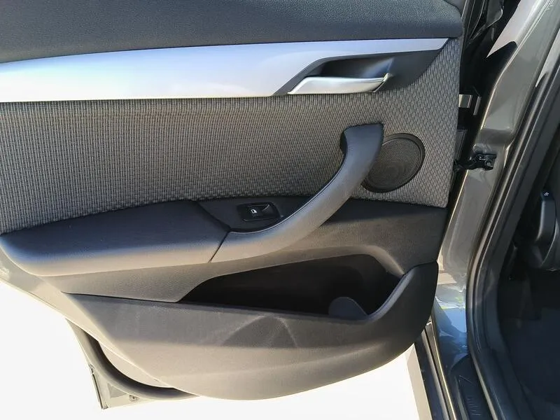 BMW X1 sDrive18i - foto 35