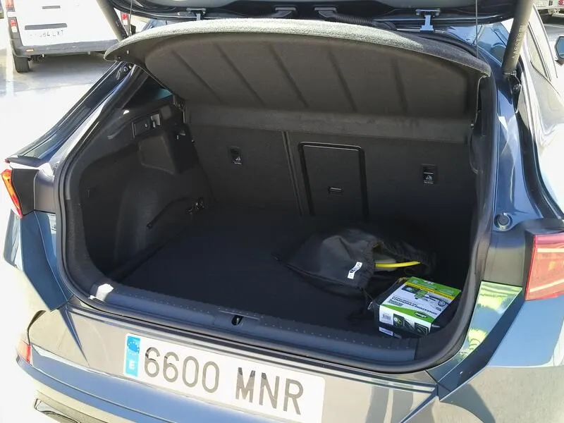 Cupra Formentor e-Hybrid 1.4 - foto 40