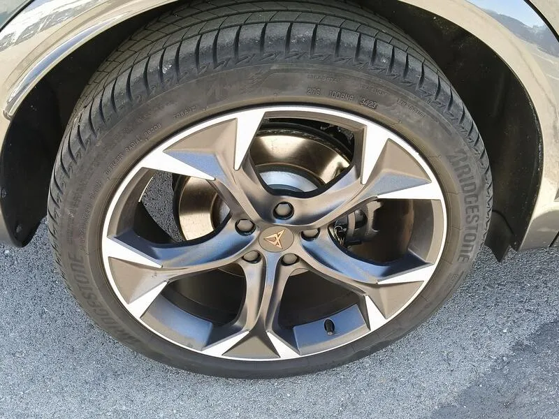 Cupra Formentor e-Hybrid 1.4 - foto 41