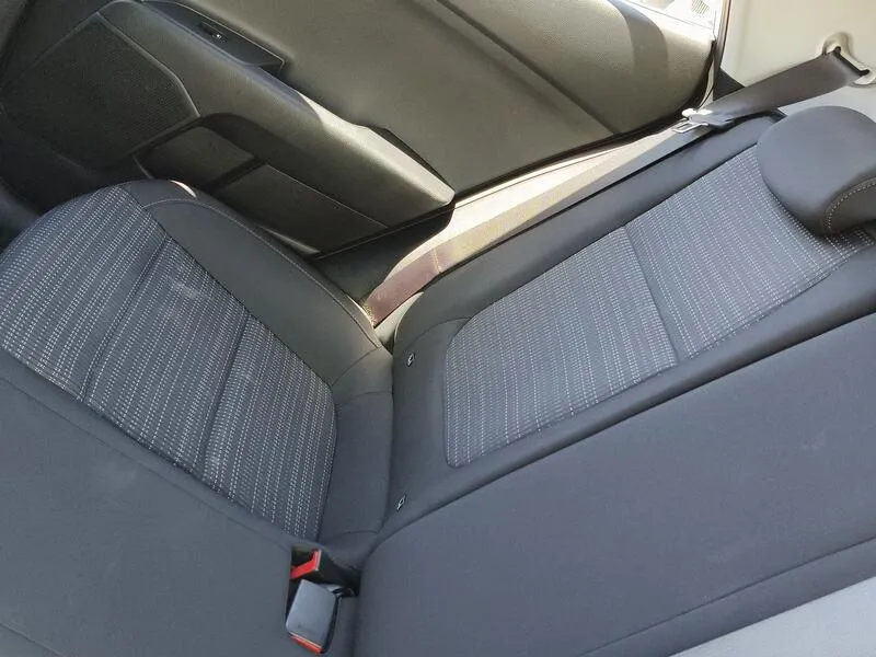 Kia Stonic 1.0 T-GDi MHEV iMT Drive Plus - foto 33