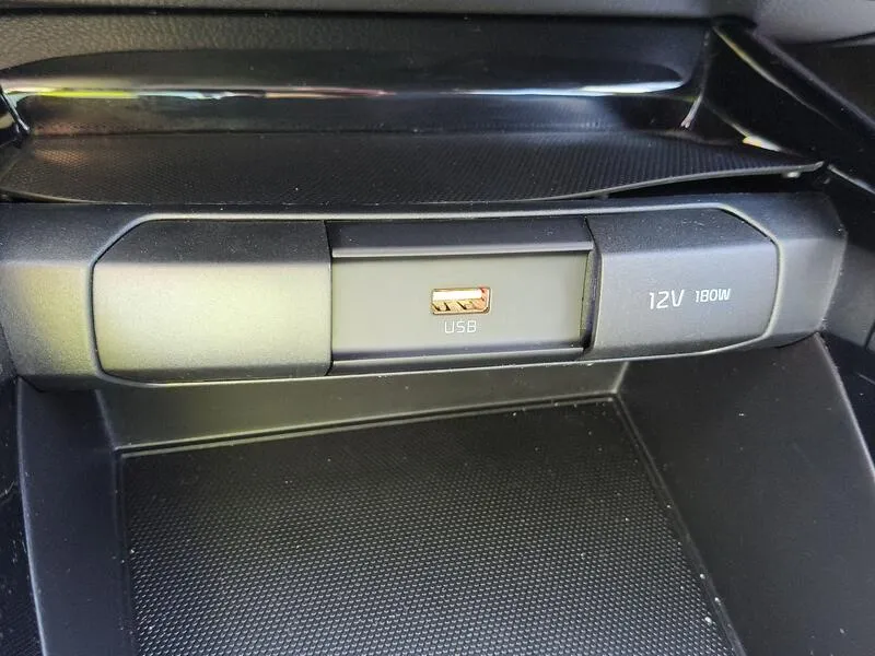 Kia Stonic 1.0 T-GDi MHEV iMT Drive Plus - foto 15