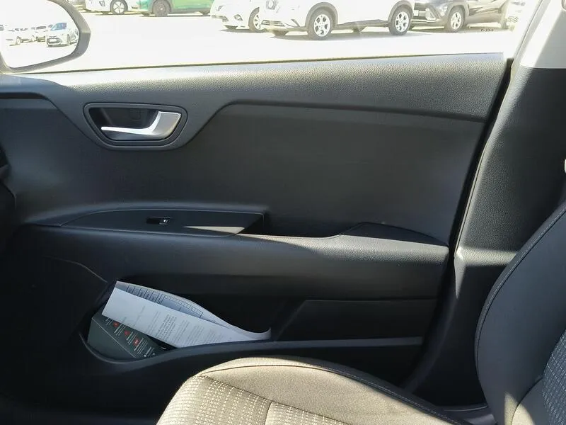 Kia Stonic 1.0 T-GDi MHEV iMT Drive Plus - foto 21