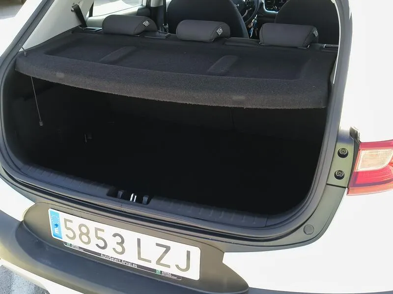 Kia Stonic 1.0 T-GDi MHEV iMT Drive Plus - foto 39