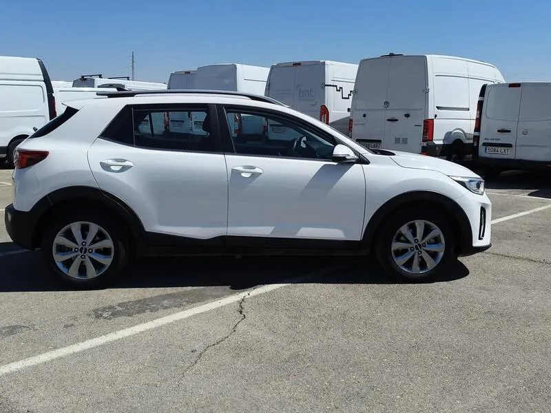 Kia Stonic 1.0 T-GDi MHEV iMT Drive Plus - foto 7