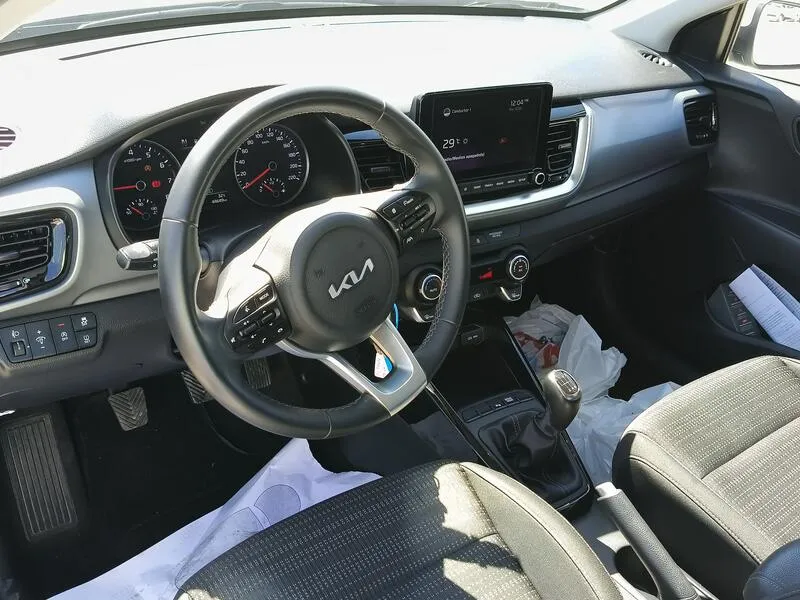 Kia Stonic 1.0 T-GDi MHEV iMT Drive Plus - foto 10