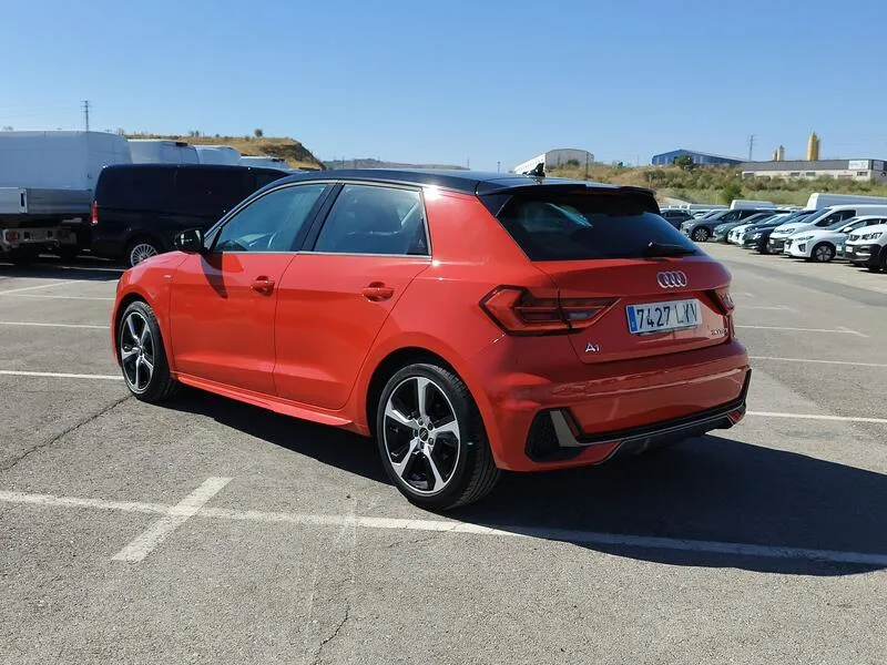 Audi A1 Sportback Adrenalin 30 TFSI S tron - foto 4