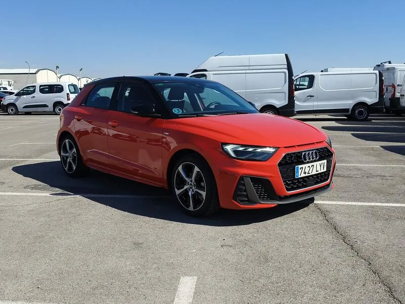 Audi A1 Sportback Adrenalin 30 TFSI S tron - foto 8
