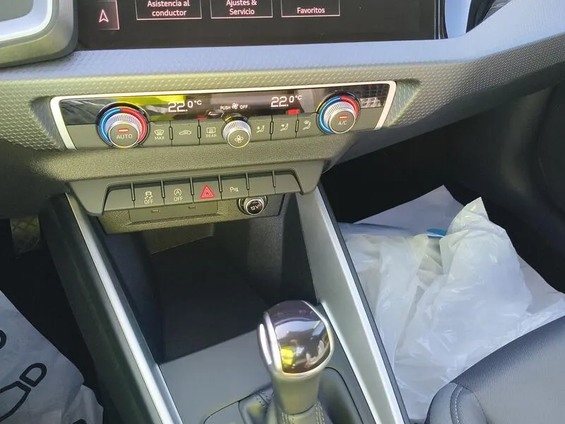 Audi A1 Sportback Adrenalin 30 TFSI S tron - foto 12