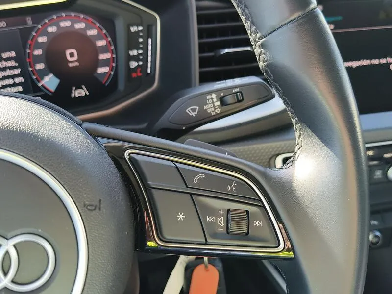 Audi A1 Sportback Adrenalin 30 TFSI S tron - foto 23