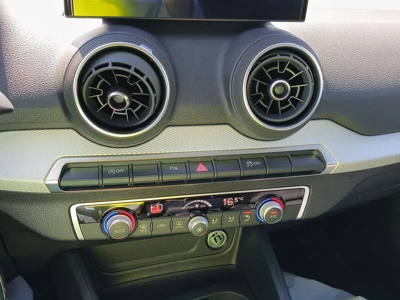 Audi Q2 30 TFSI advanced 1.0 TFSI - foto 12