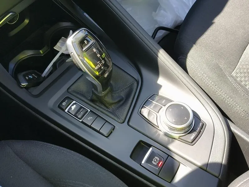 BMW X1 sDrive18d - foto 13
