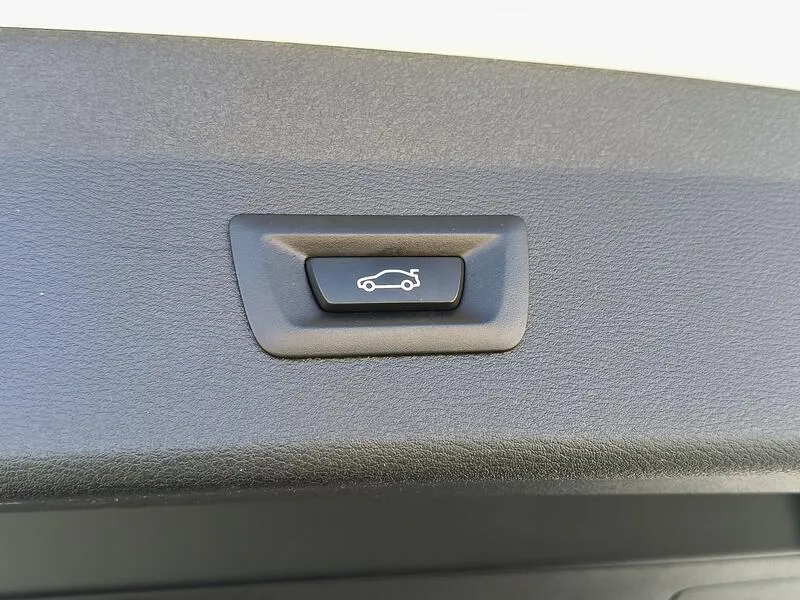 BMW X1 sDrive18d - foto 40