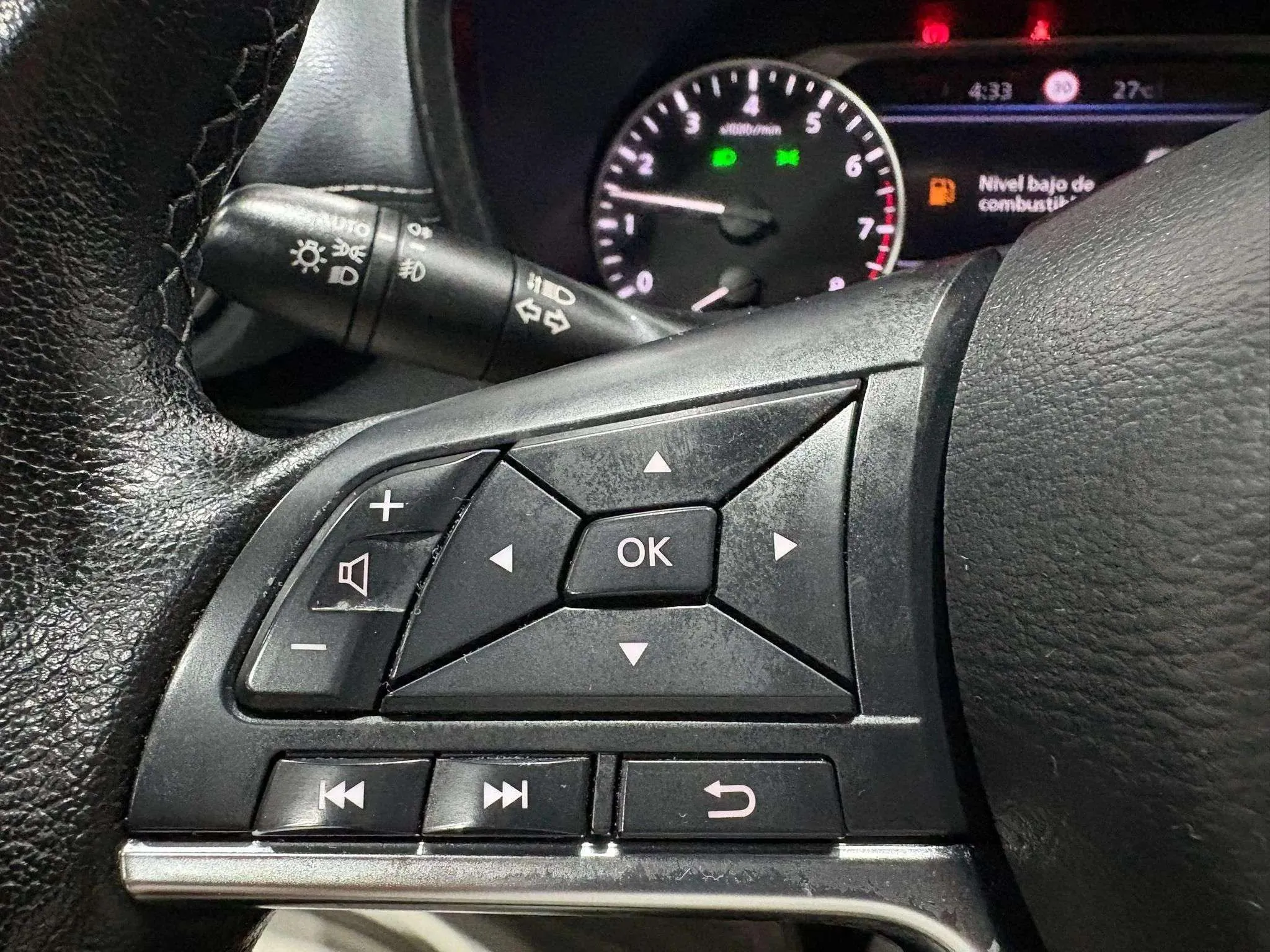 Nissan Juke DIG-T N-Connecta - foto 9