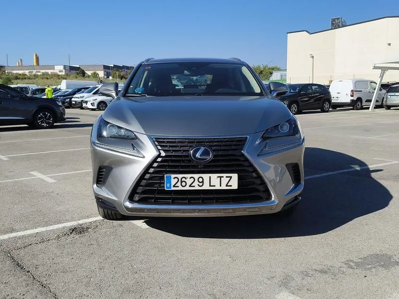 Lexus NX 2.5 300h Business - foto 9