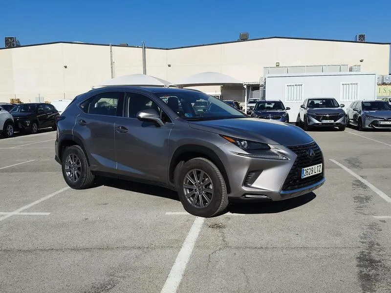 Lexus NX 2.5 300h Business - foto 8