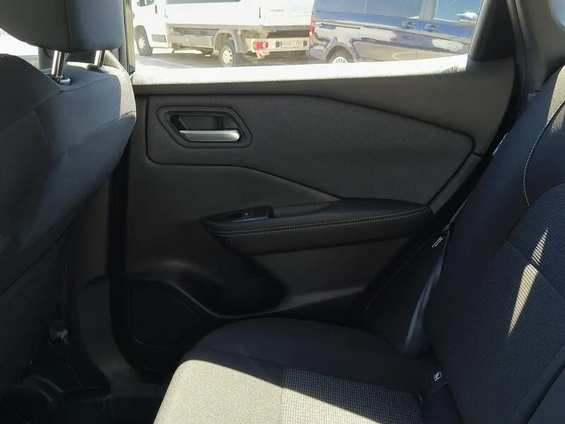 Nissan Qashqai DIG-T mHEV 4x2 Acenta - foto 33
