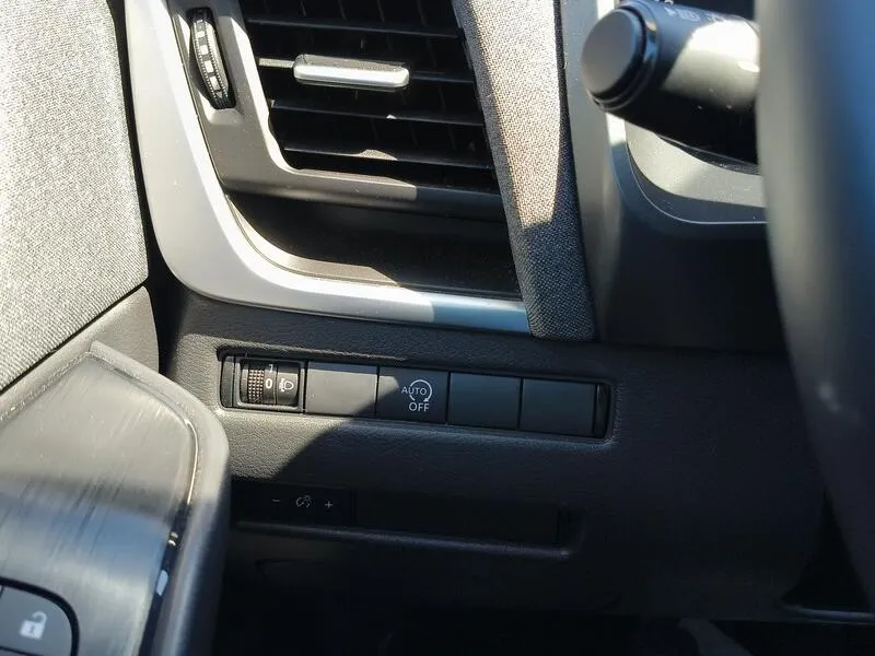 Nissan Qashqai DIG-T mHEV 4x2 Acenta - foto 29