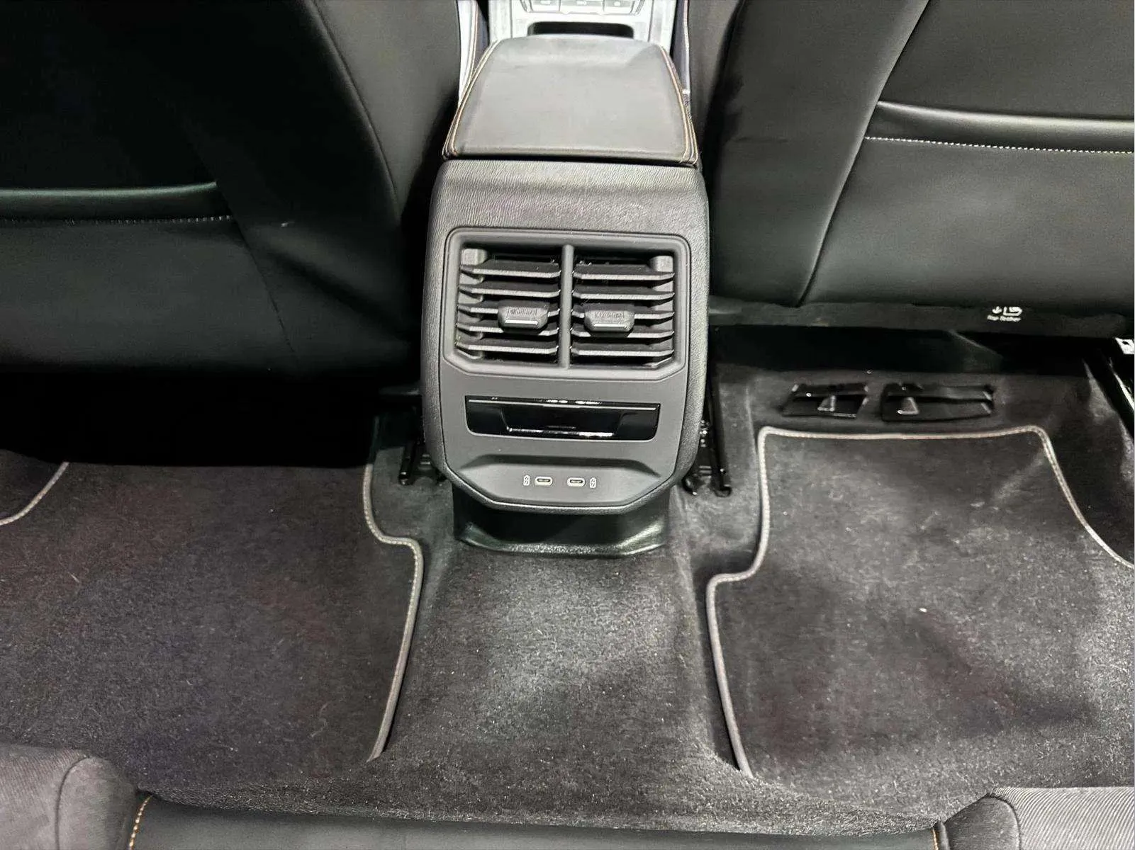 Cupra Formentor 1.5 TSI DSG - foto 20