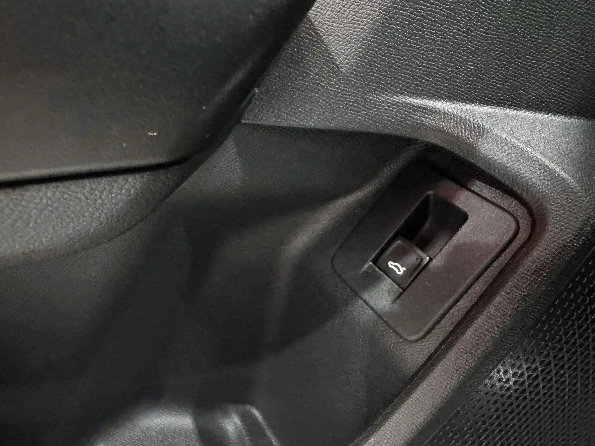 Cupra Formentor 1.5 TSI DSG - foto 19