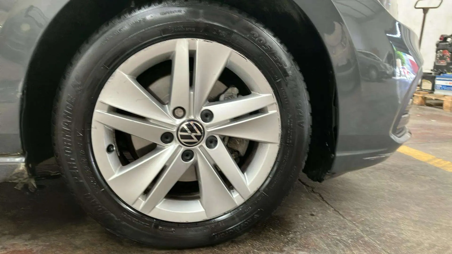 Volkswagen Golf 1.0 TSI - foto 22