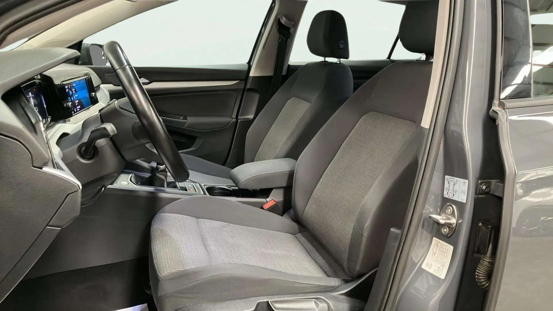 Volkswagen Golf 1.0 TSI - foto 12