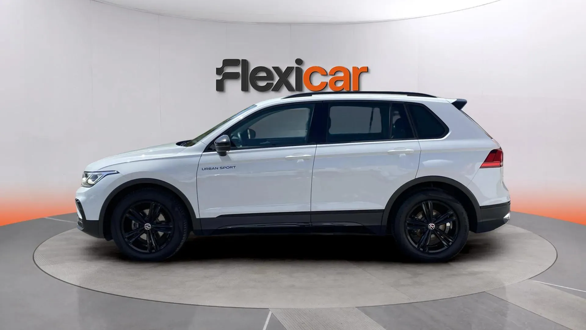 Volkswagen Tiguan Urban Sport 2.0 TDI DSG - foto 4