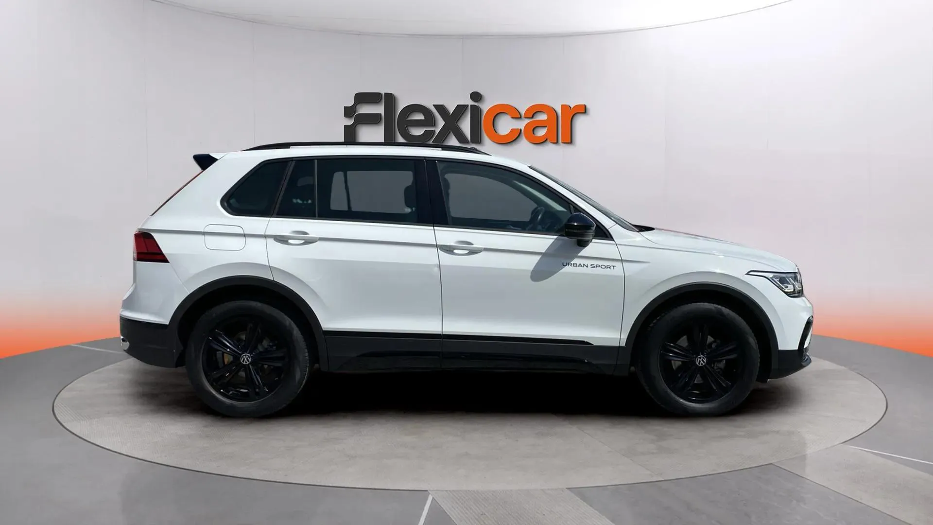 Volkswagen Tiguan Urban Sport 2.0 TDI DSG - foto 10
