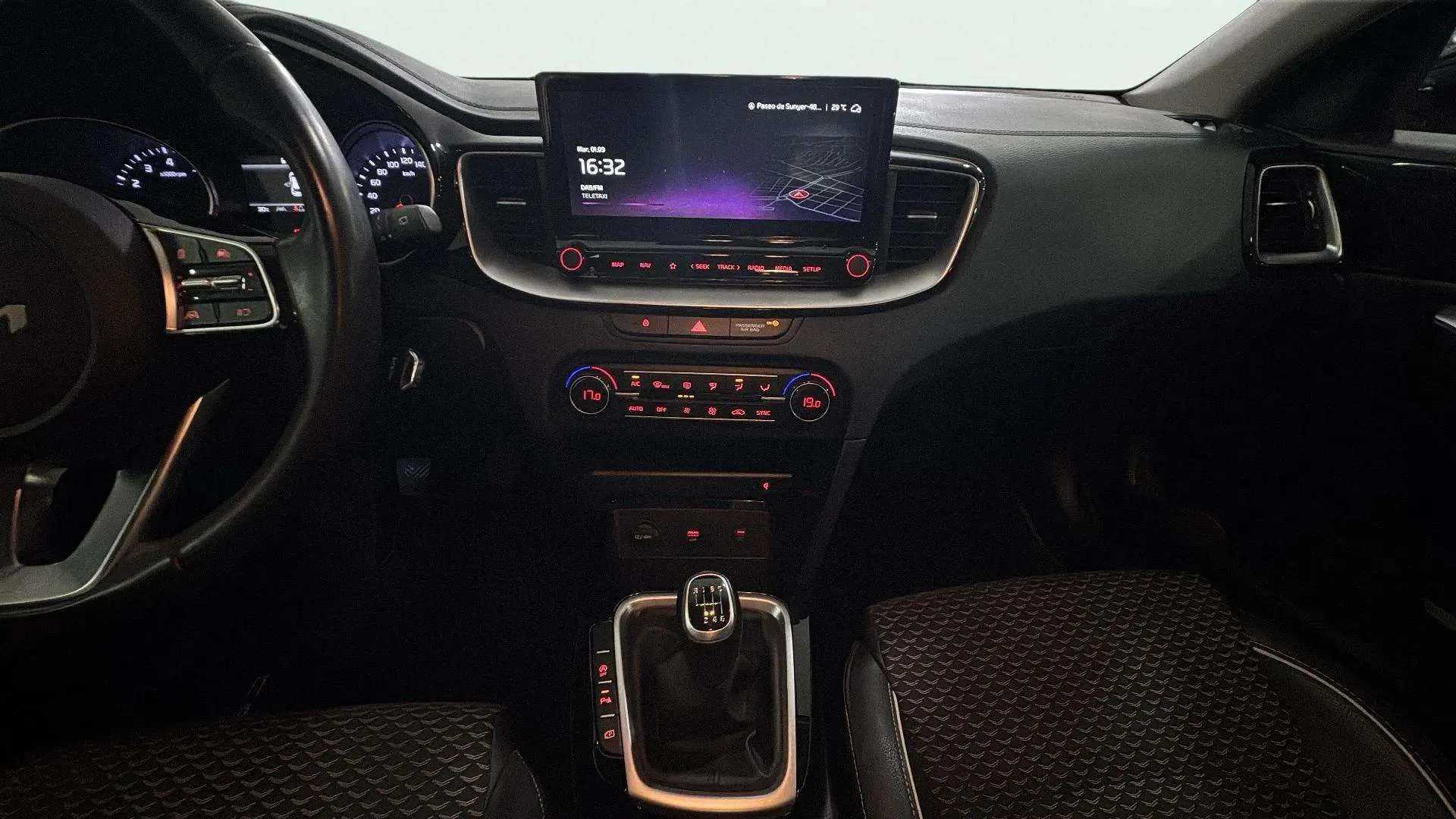 Kia Ceed 1.0 T-GDi Tech - foto 9