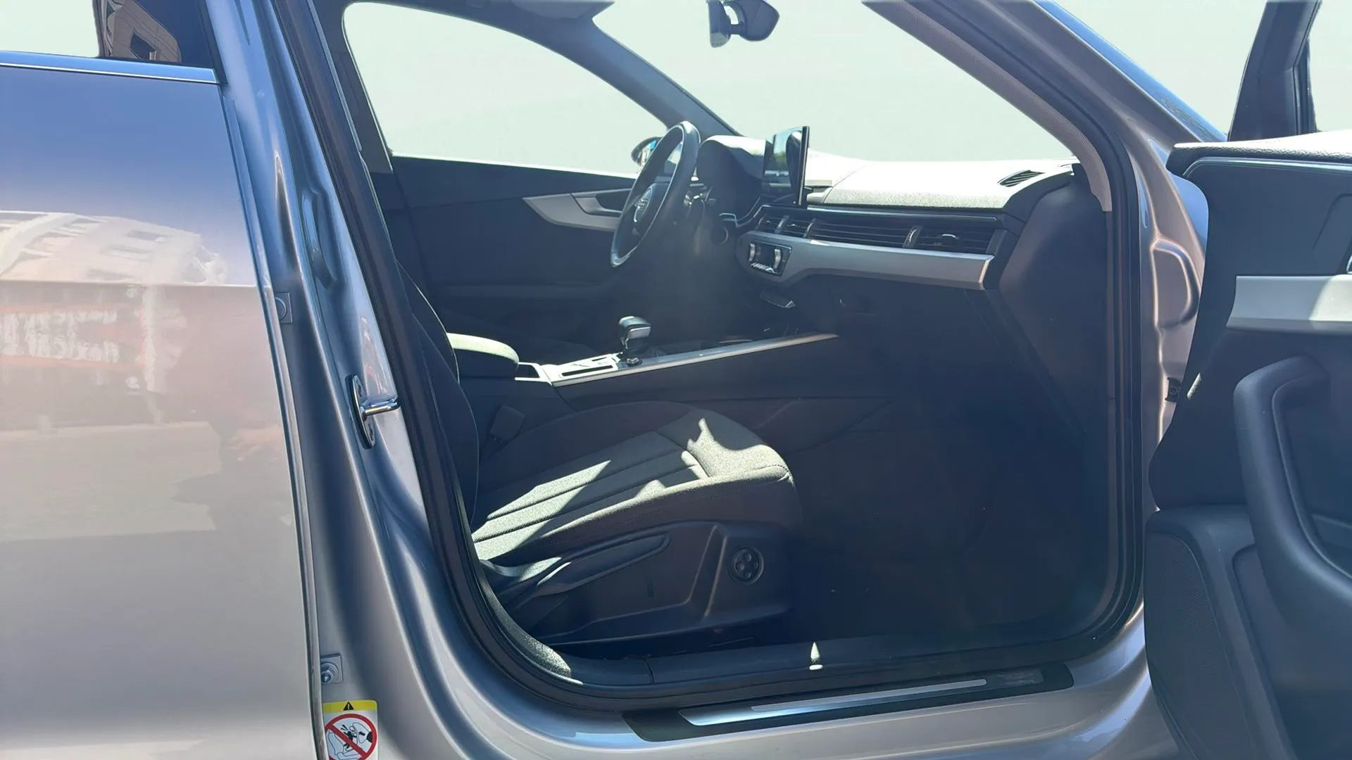 Audi A4 Advanced 30 TDI S tronic - foto 9