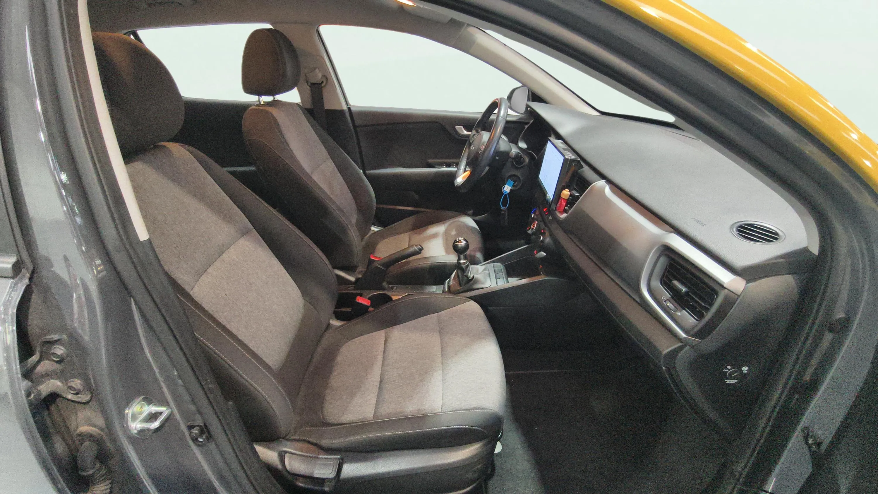 Kia Stonic 1.2 DPi Concept - foto 12