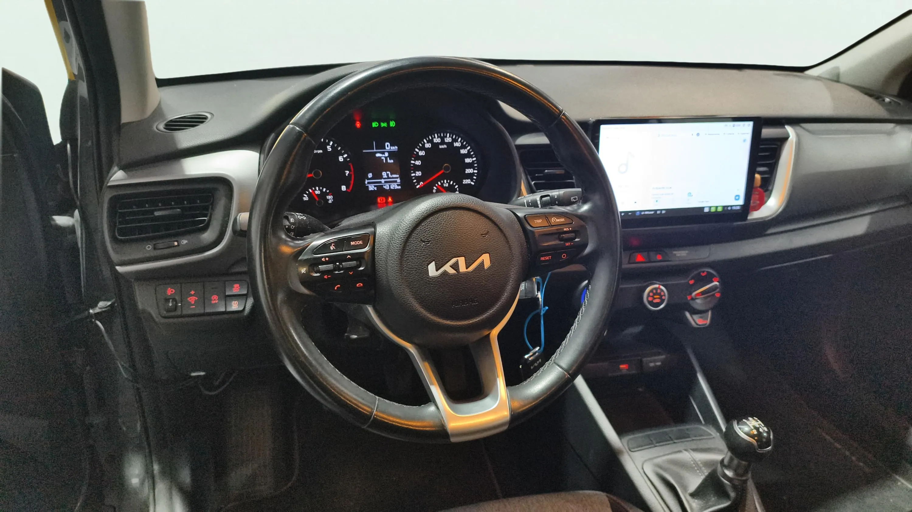 Kia Stonic 1.2 DPi Concept - foto 10