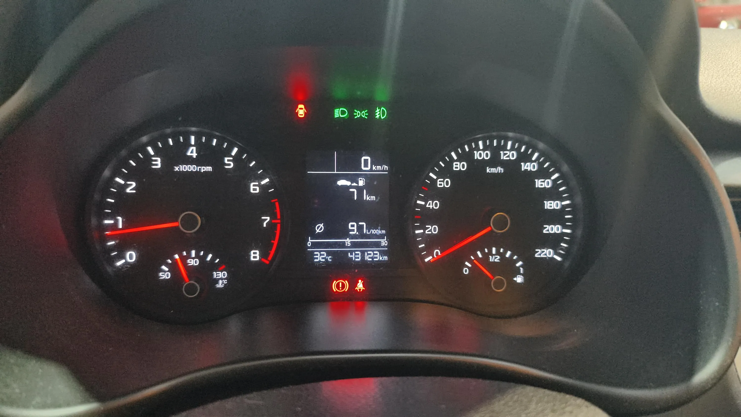 Kia Stonic 1.2 DPi Concept - foto 11