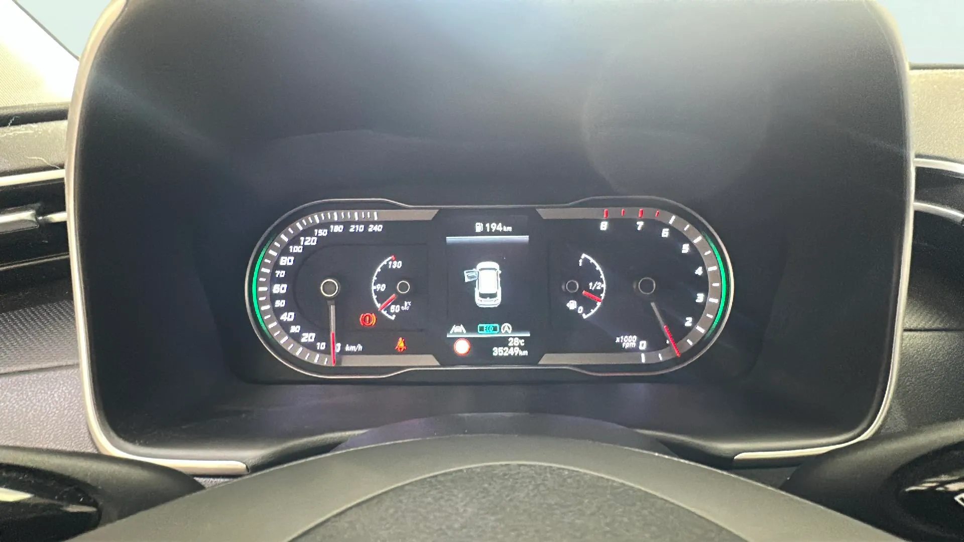 Hyundai Tucson 1.6 GDI Essence BE 4x2 - foto 21