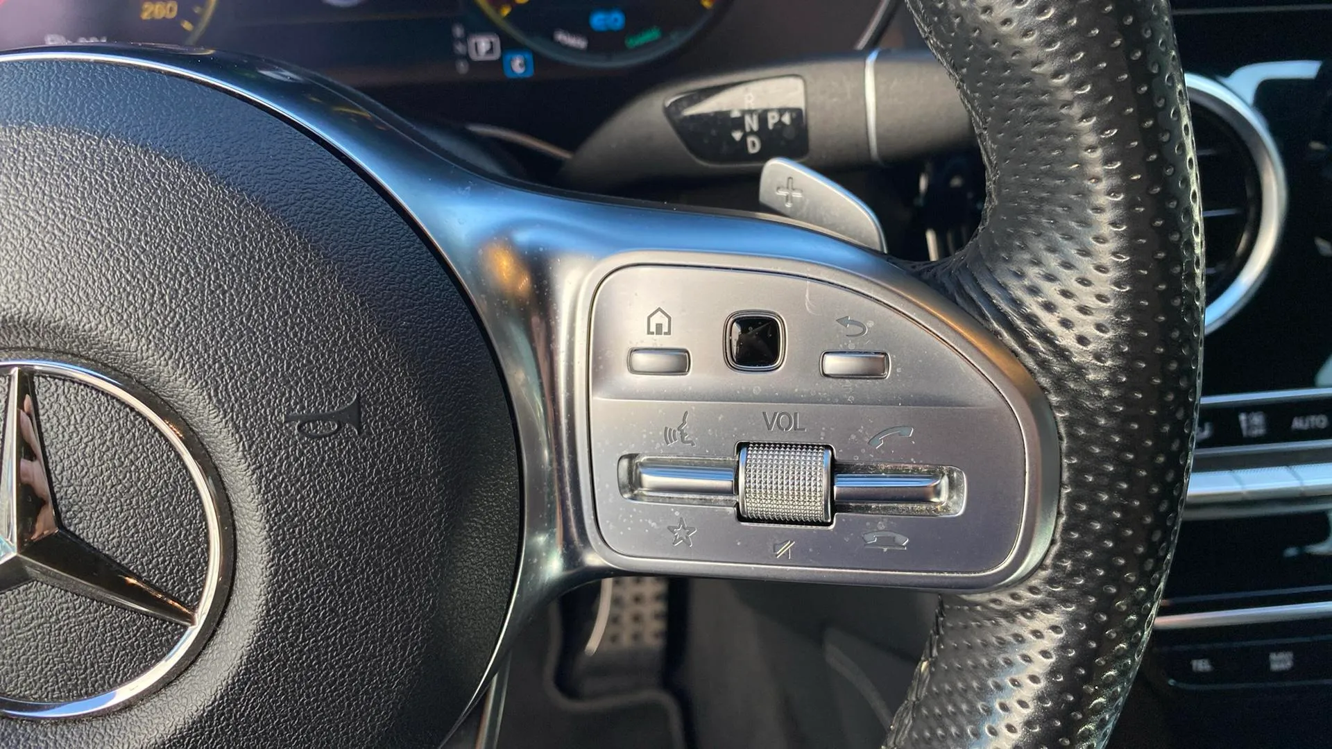 Mercedes-Benz GLC 200 4MATIC - foto 17