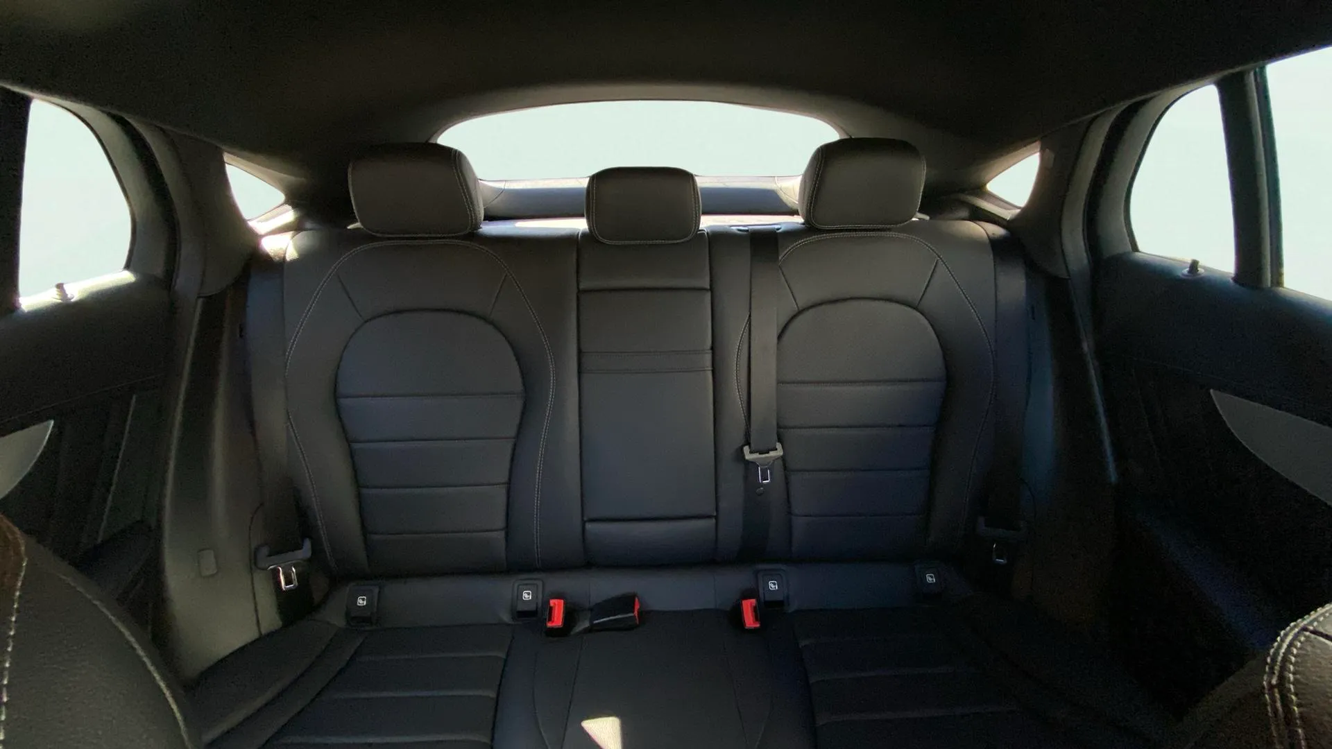 Mercedes-Benz GLC 200 4MATIC - foto 26