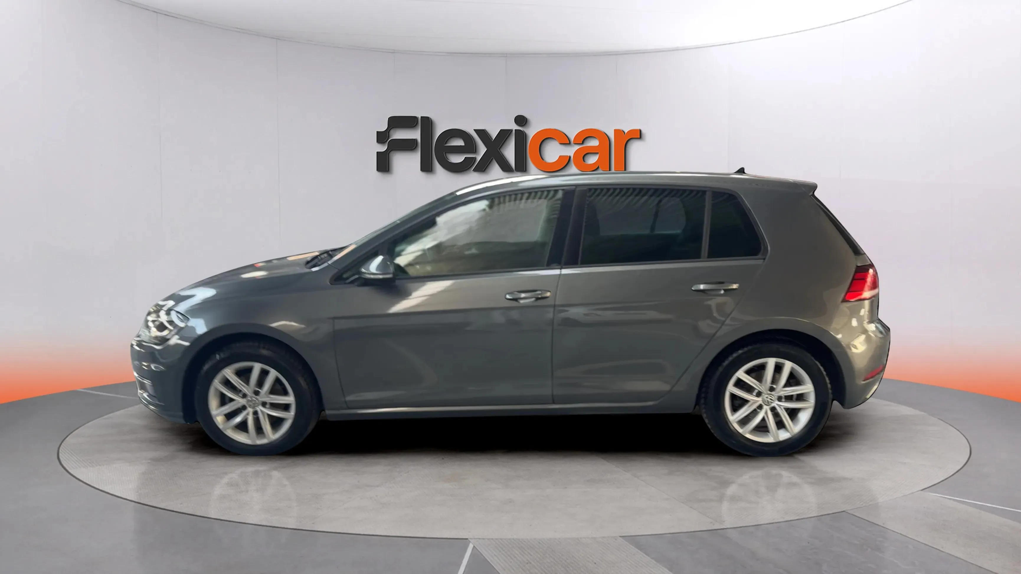Volkswagen Golf Advance 1.4 TSI - foto 4